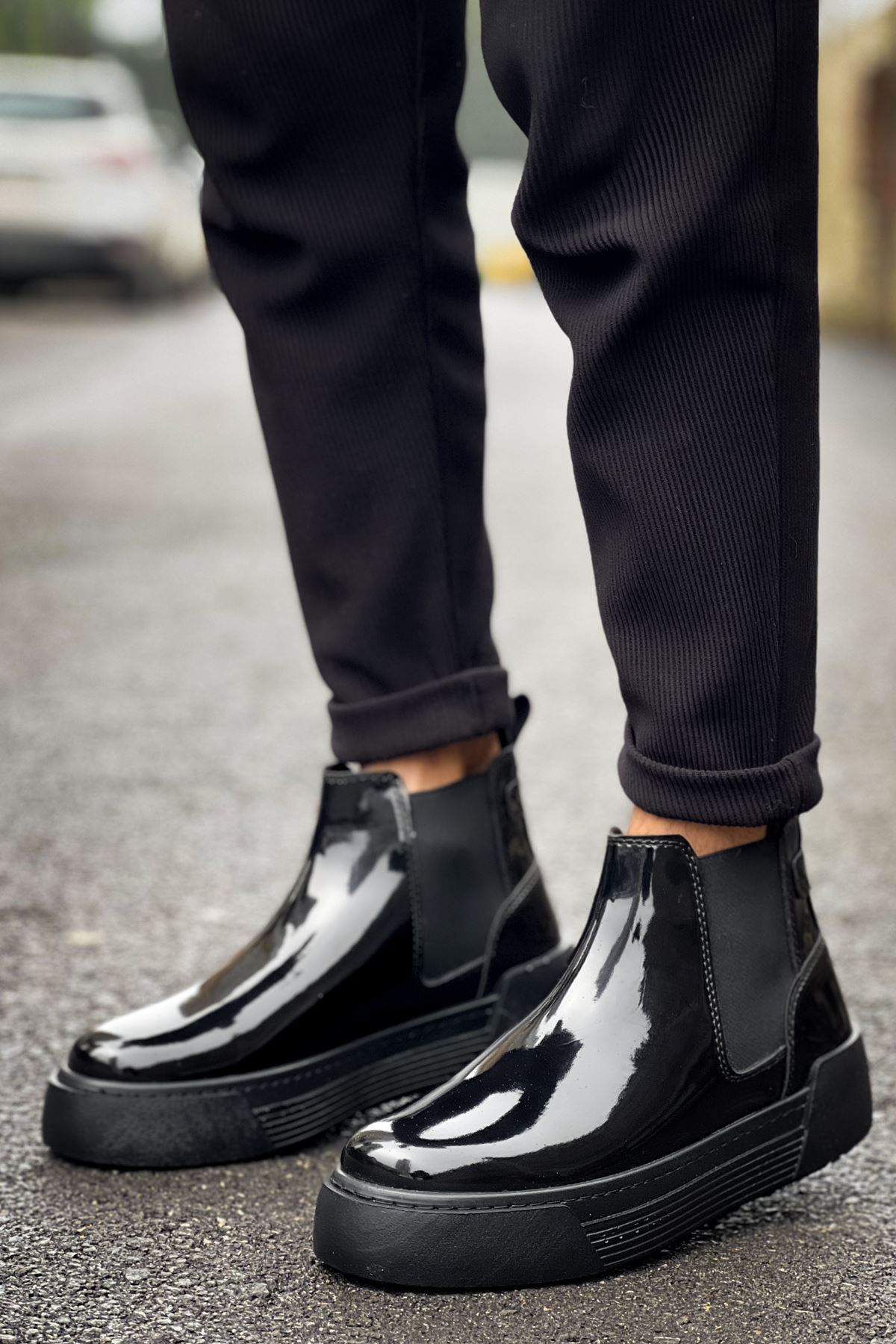 Marsetti Herren Schwarze Lackleder Chunky Sohle Elastische Chelsea Boots