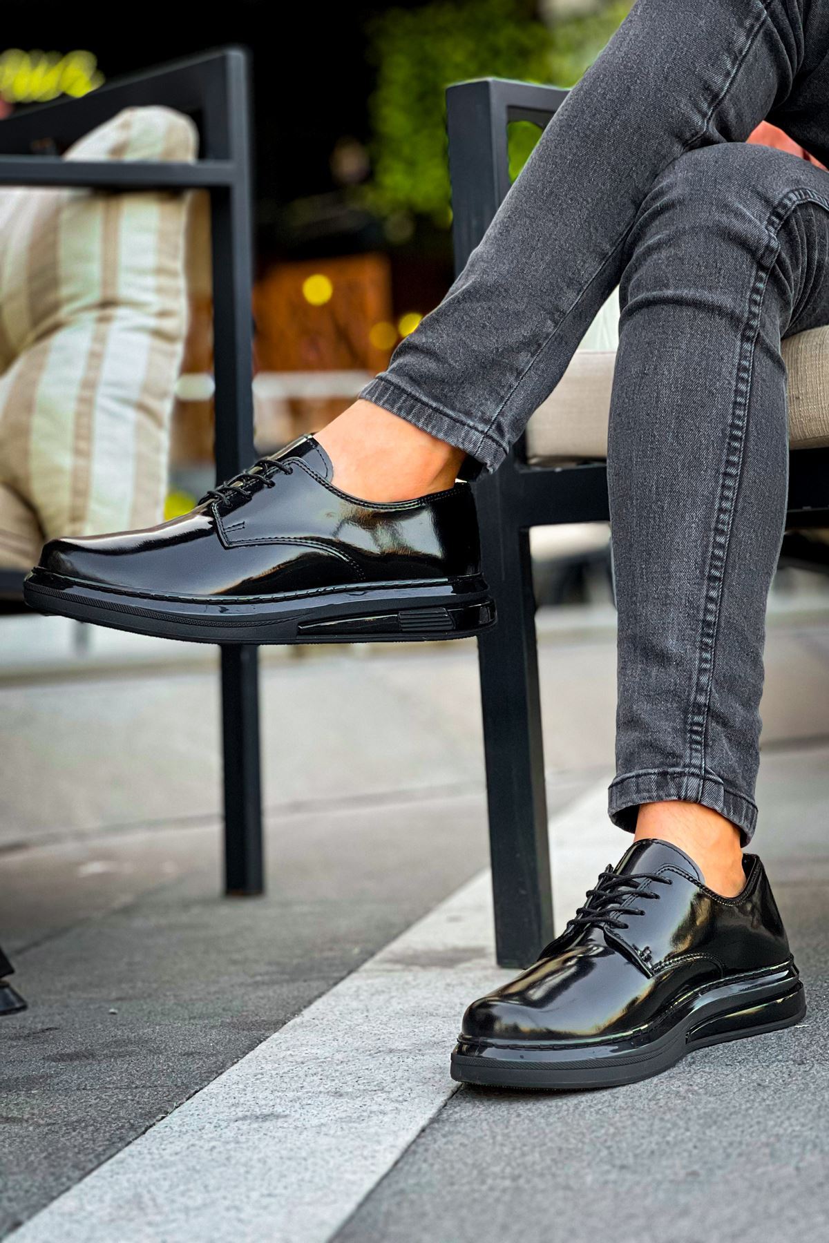 Marsetti Herren Schwarz Lackleder Dicke Sohle Freizeitschuhe