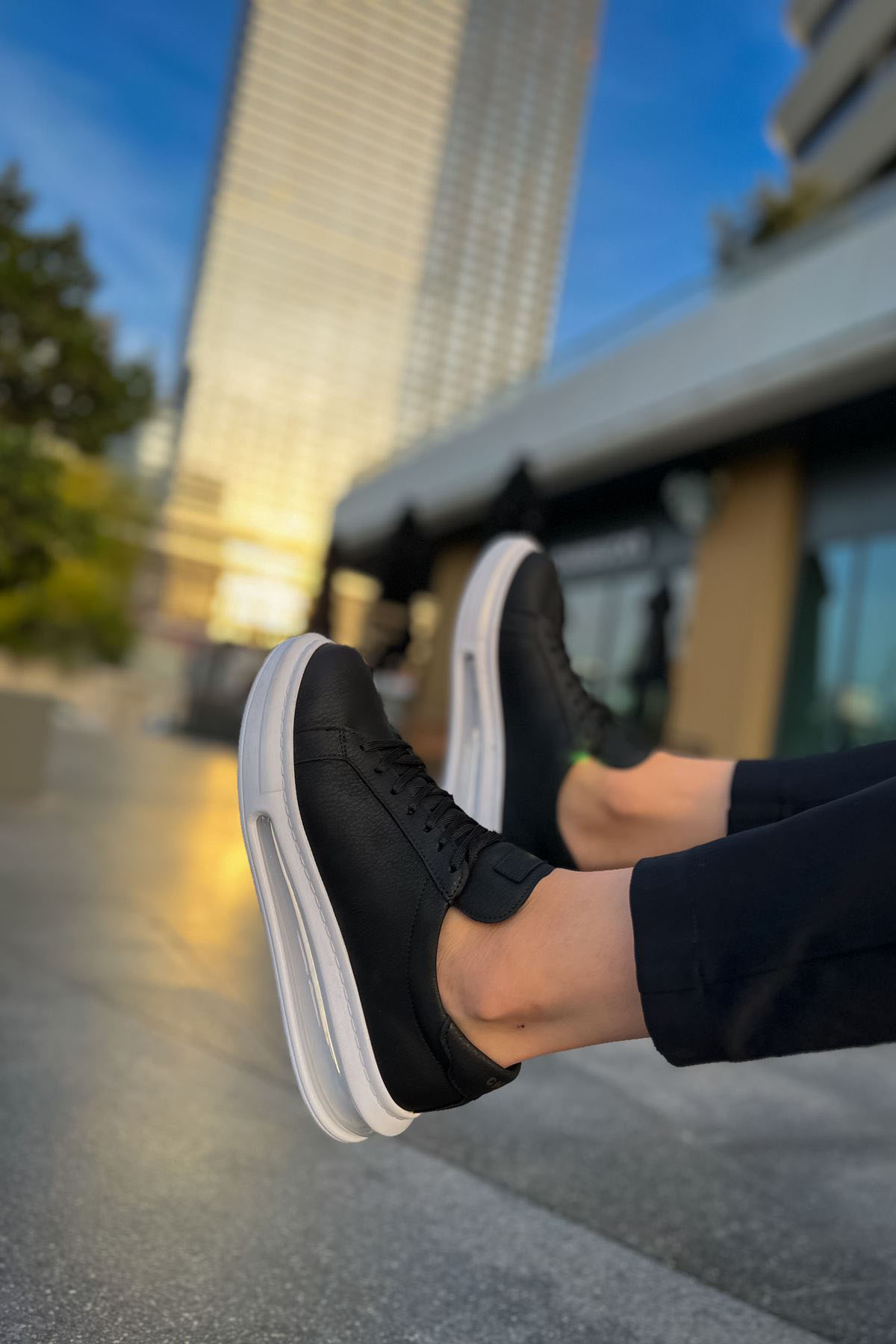 Marsetti Herren Schwarze Freizeitschuhe mit Dicker Sohle und Schnürung